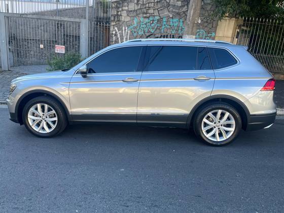 VOLKSWAGEN TIGUAN 1.4 250 TSI TOTAL FLEX ALLSPACE COMFORTLINE TIPTRONIC VOLKSWAGEN TIGUAN 1.4 250 TSI TOTAL FLEX ALLSPACE COMFORTLINE TIPTRONIC